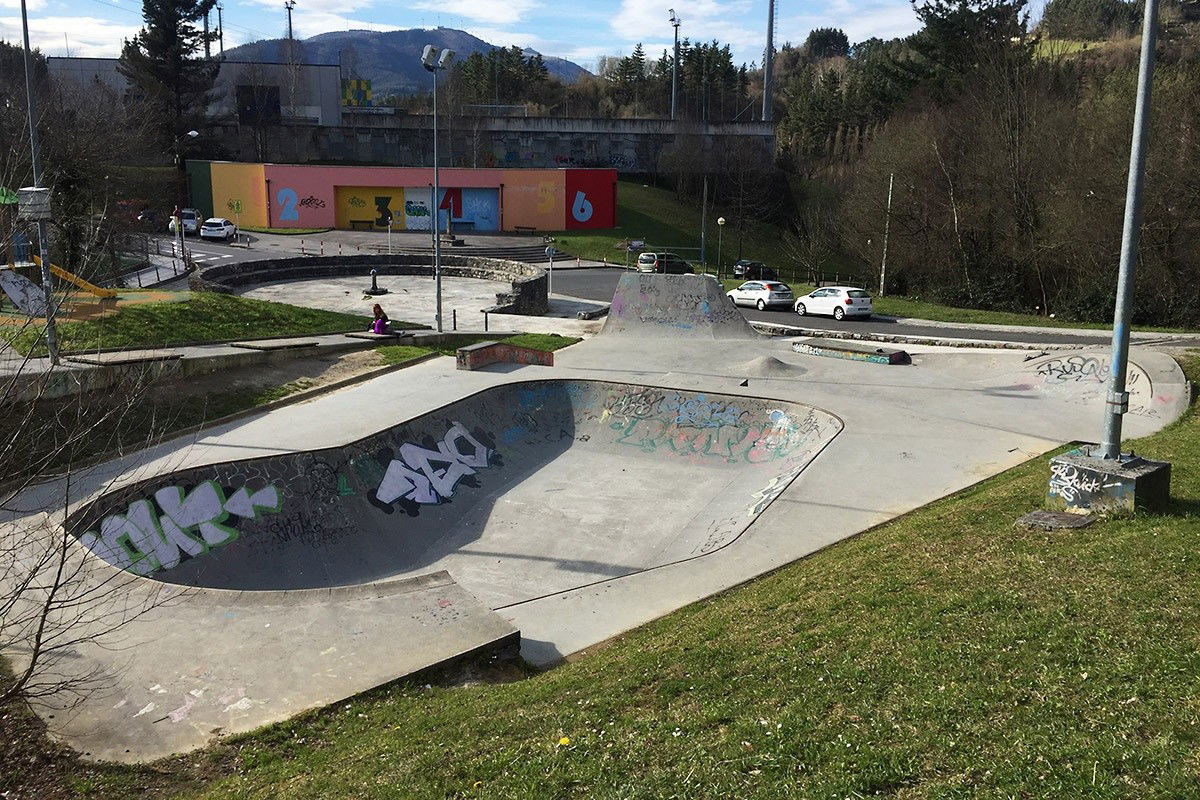 Gunea skatepark